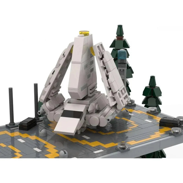 Modbrix 107475 - Imperiale Ankunft auf dem Waldmondauf - 2243 Klemmbausteine