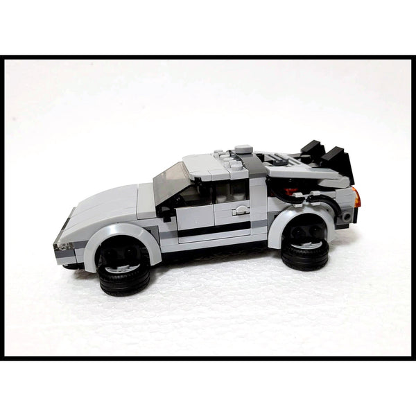 Modbrix 8023 - 1955 Hill Valley Diorama inkl. DMC Zeitmaschine - 368 Klemmbausteine