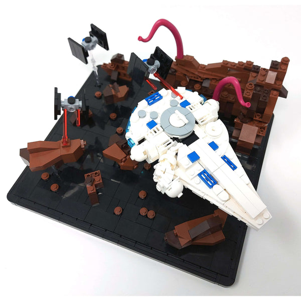 Modbrix 7012 - Kessel Run mit Falke Raumschiff - 711 Bauteile