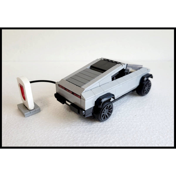 Modbrix 8002 - Cybertruck Modell 2022 inkl. Ladesäule - 318 Klemmbausteine