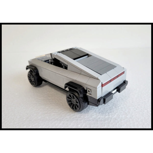 Modbrix 8002 - Cybertruck Modell 2022 inkl. Ladesäule - 318 Klemmbausteine