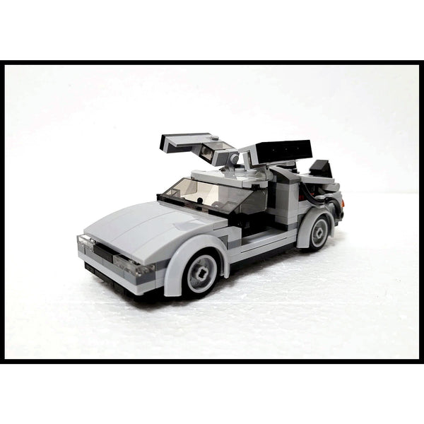 Modbrix 8023 - 1955 Hill Valley Diorama inkl. DMC Zeitmaschine - 368 Klemmbausteine