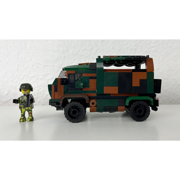 Modbrix 9079 - Bundeswehr Fahrzeug ESK Mungo ink. Soldat Figur - 300 Klemmbausteine