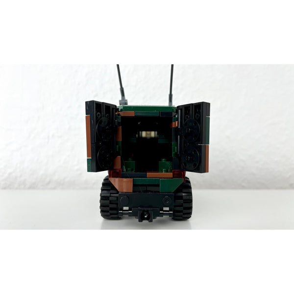 Modbrix 9080 - Bundeswehr Fahrzeug ATF Dingo ink. Soldat Figur - 278 Klemmbausteine