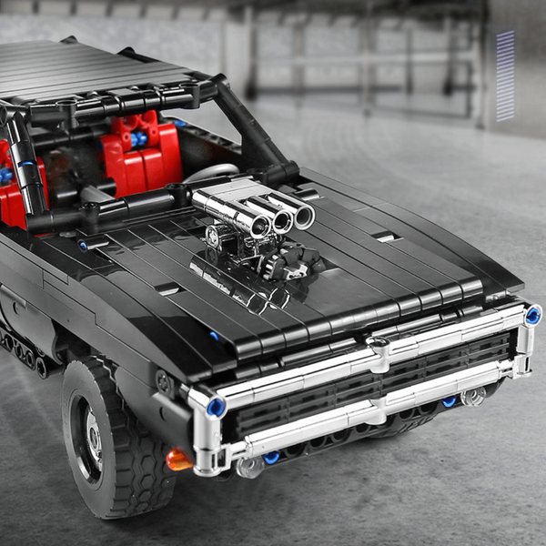 Mould King 13081 -  Charger RC Technik Muscle Car 2,4 Ghz - 1098 Klemmbausteine